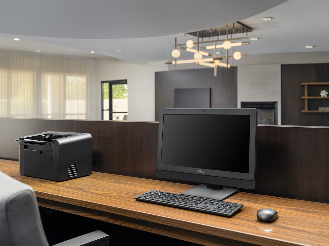 金斯顿万怡酒店主图