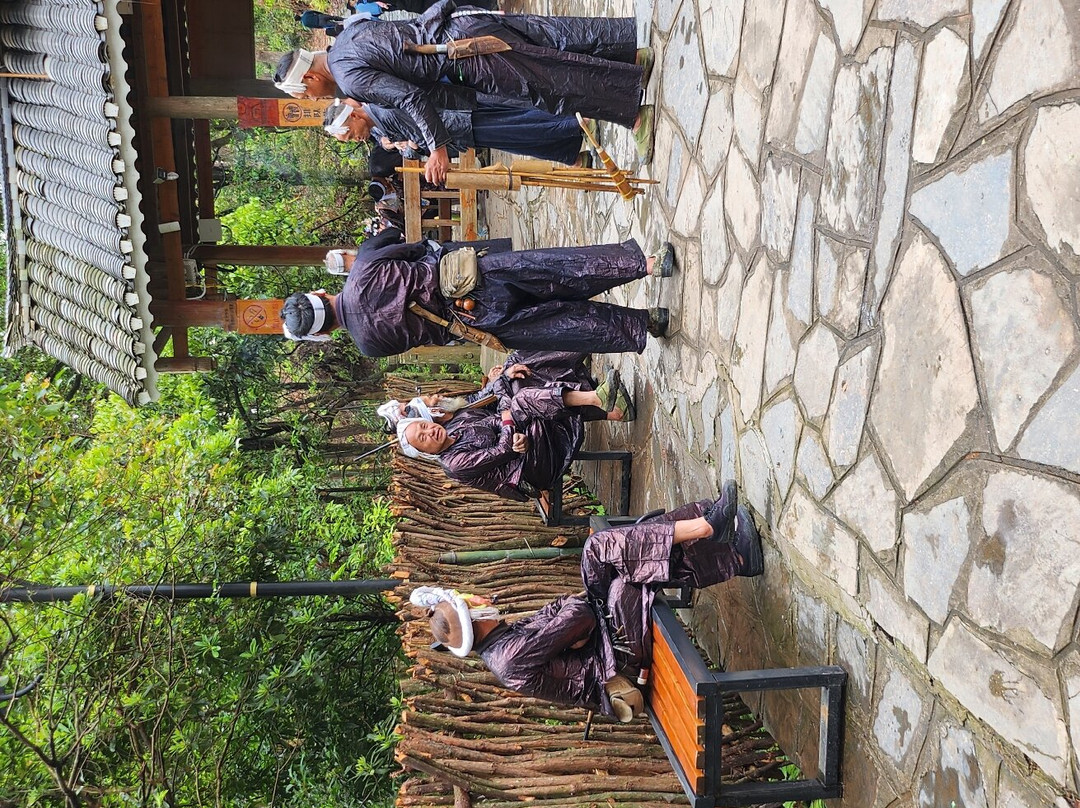 岜沙苗寨景点图片