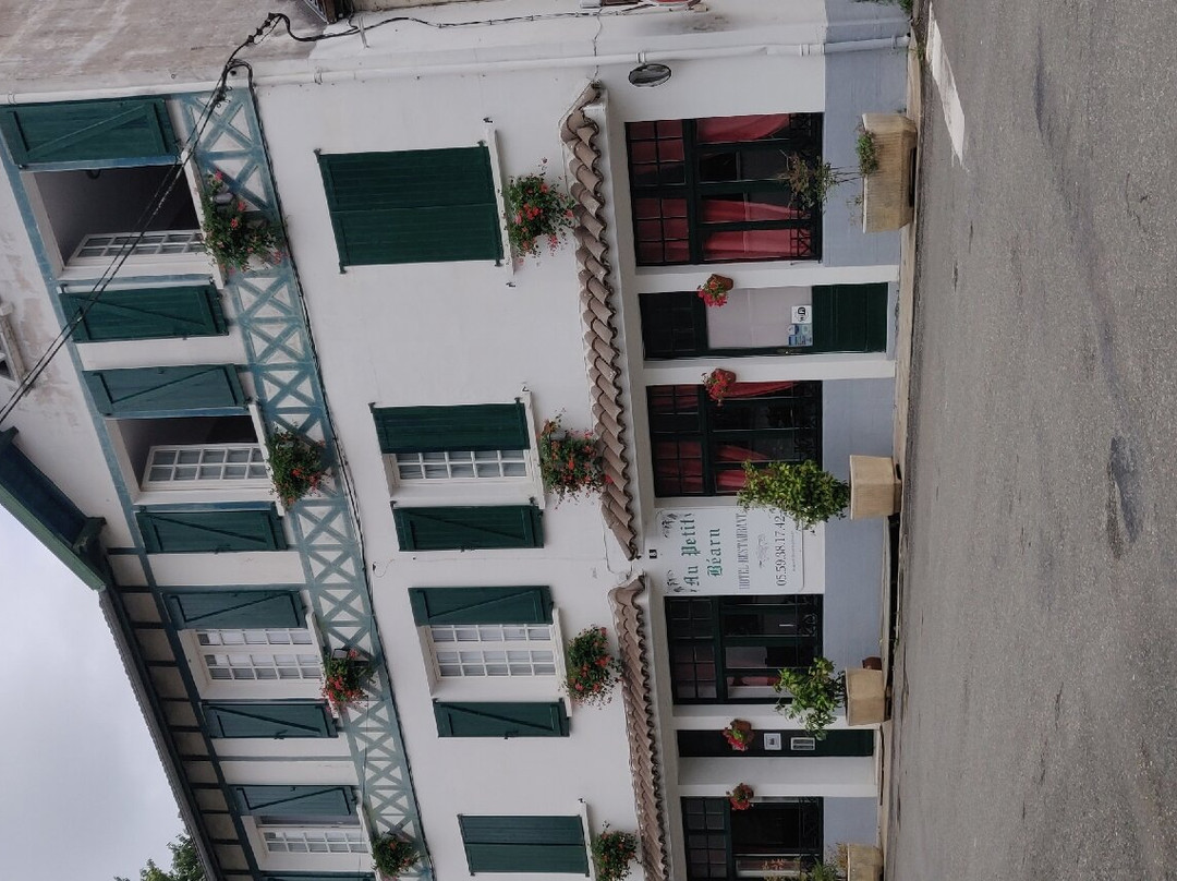 Hotel Restaurant Au Petit Bearn主图