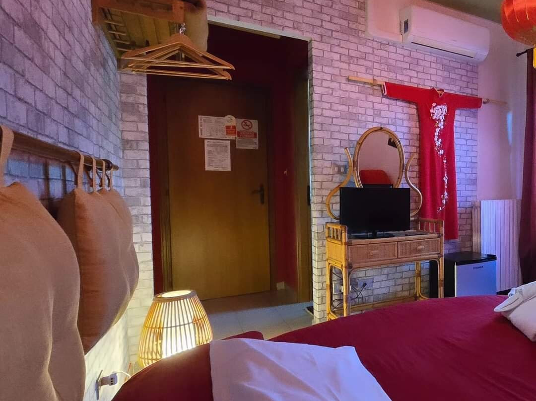 巴斯堤安康特拉里欧酒店主图
