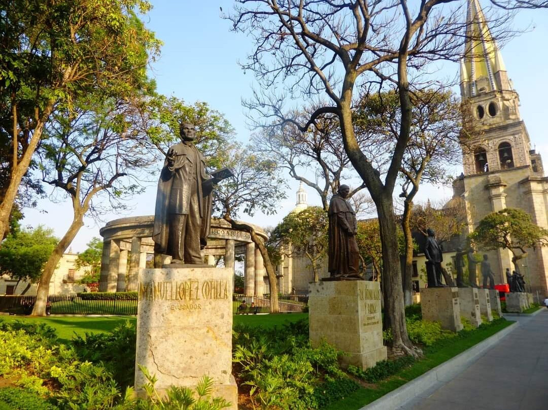 Rotonda de Los Jaliscienses Ilustres-瓜达拉哈拉必去景点