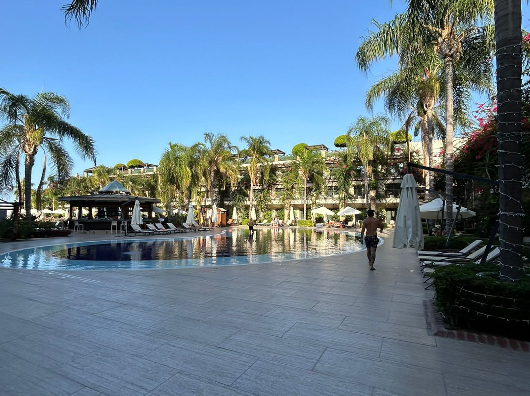 克拉托斯高级水疗酒店及主图