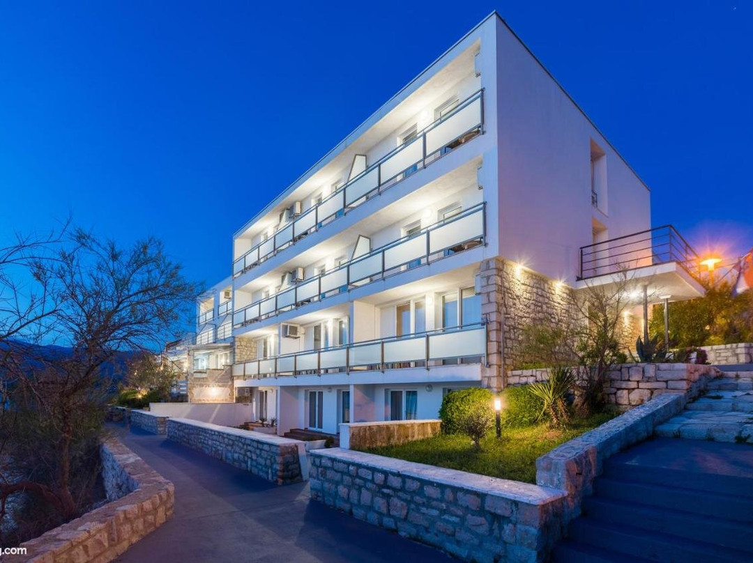 Aparthotel Roccia主图
