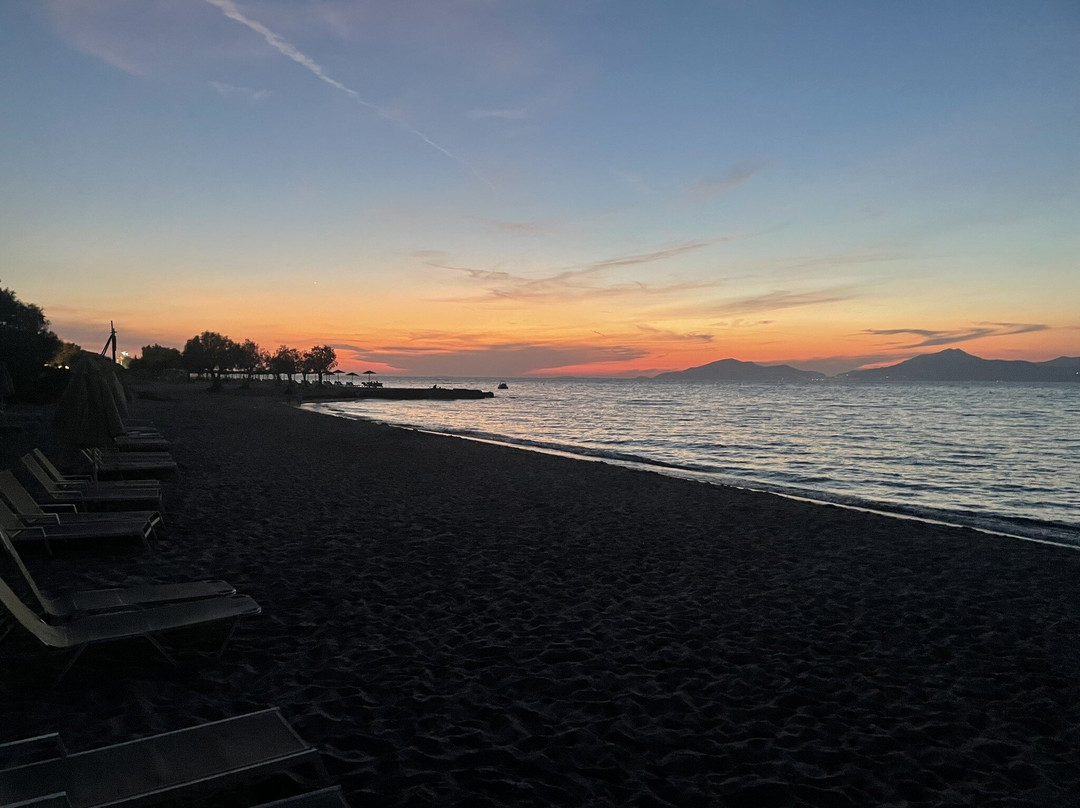 Marmari Beach-Marmari必去景点