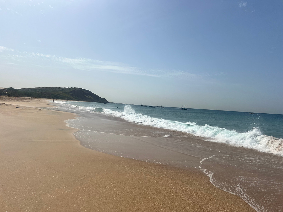 Plage Popenguine景点图片