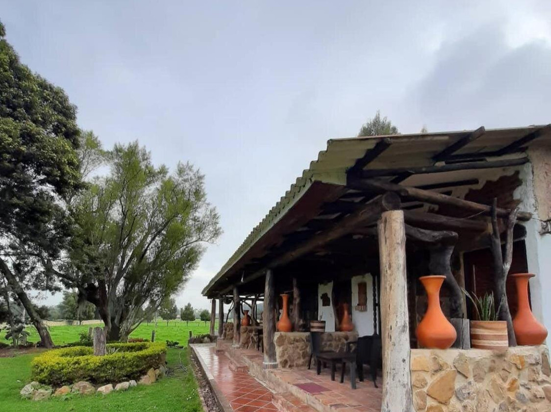 Ghuru Hotel