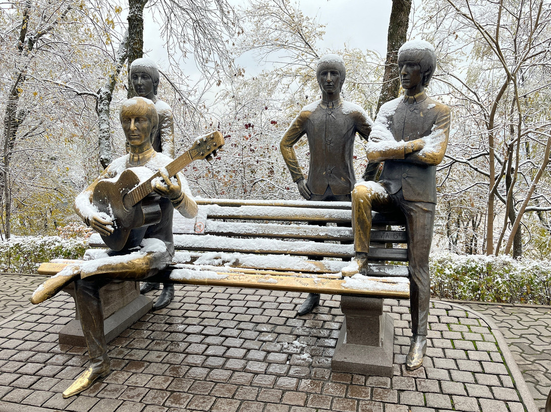The Beatles Monument-阿拉木图必去景点