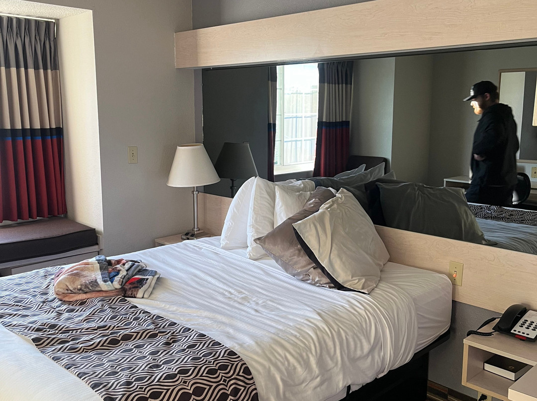 Microtel Inn & Suites by Wyndham Claremore主图