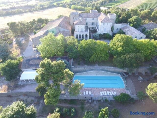 Chateau De Paulignan