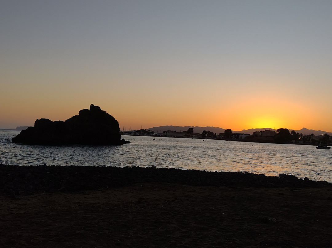 Playa de la Isla景点图片