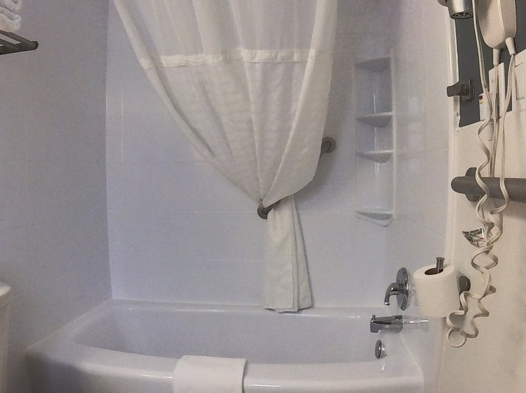 Moonlight Inn and Suites Sudbury主图