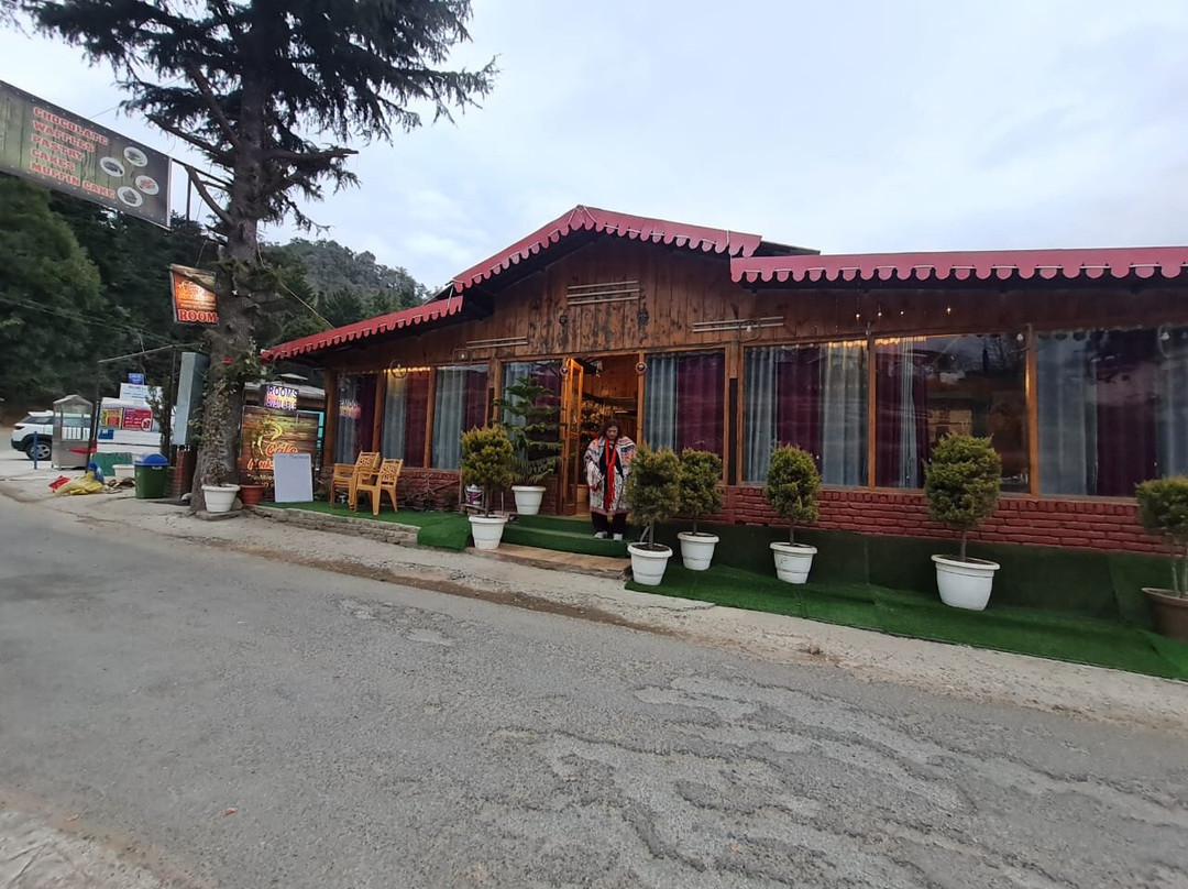 Up 32 Cafe Mukteshwar