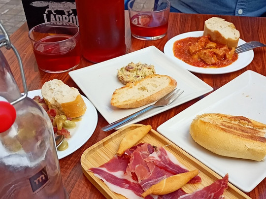 Hotel Torreluz Centro主图