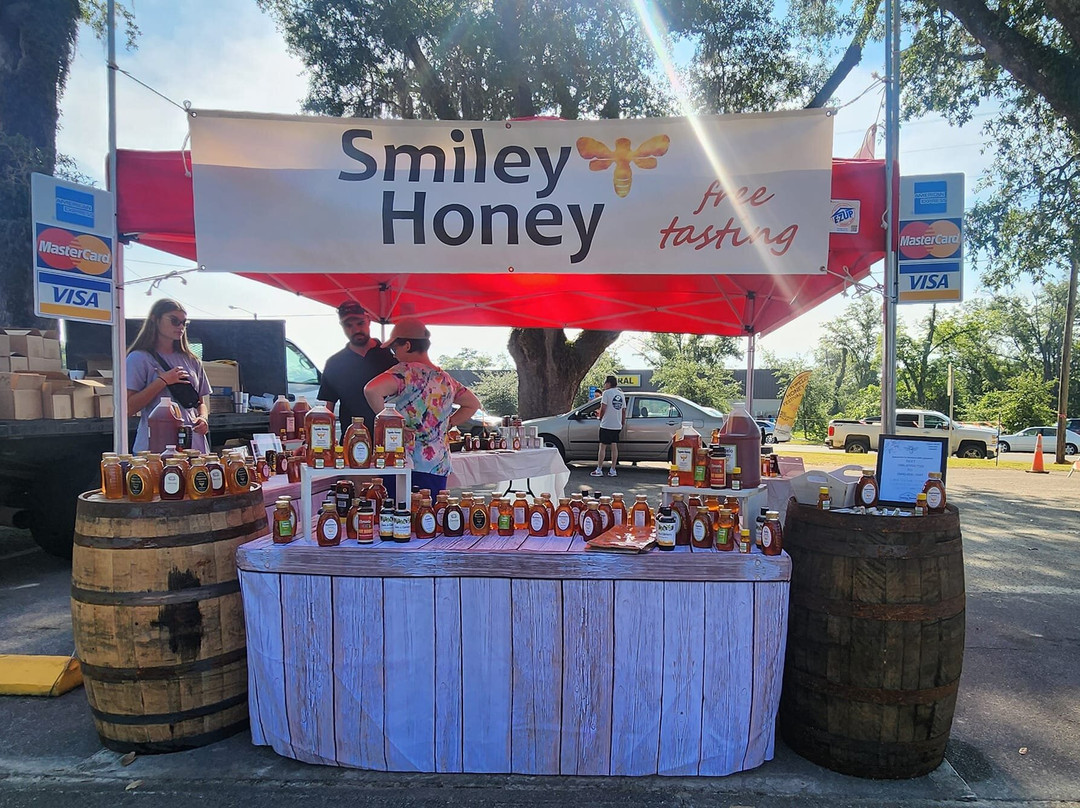 Smiley Honey景点图片