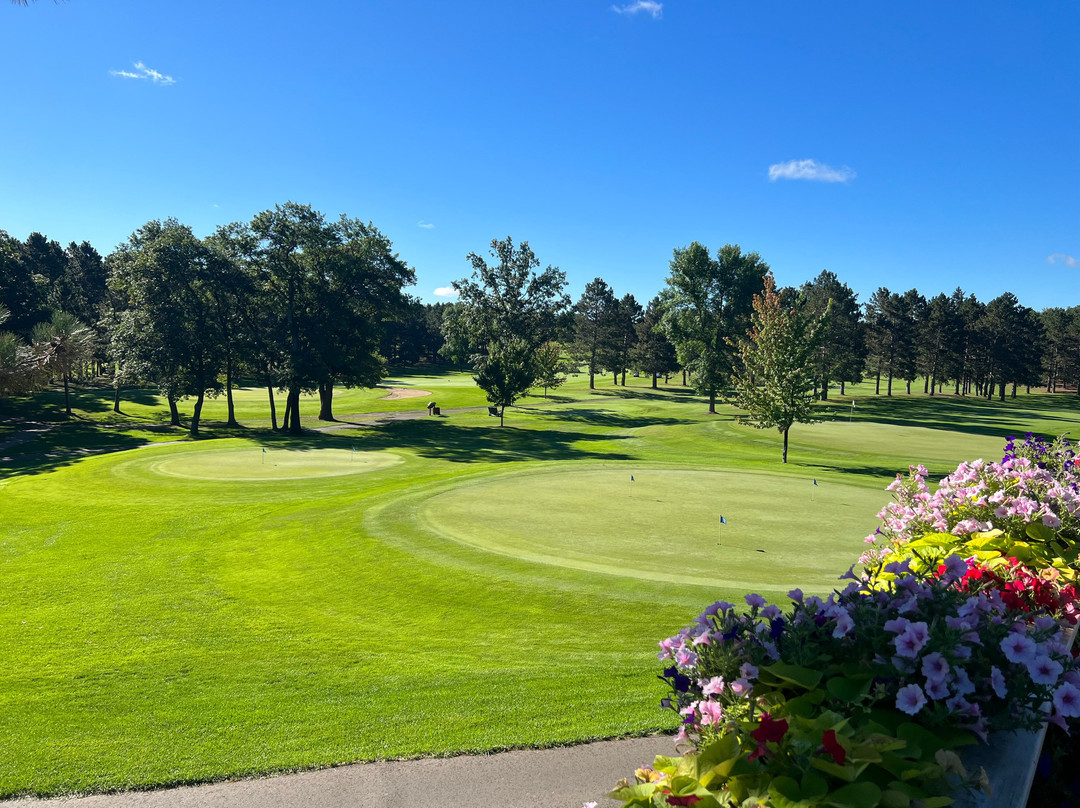 Headwaters Golf Club-Park Rapids必去景点