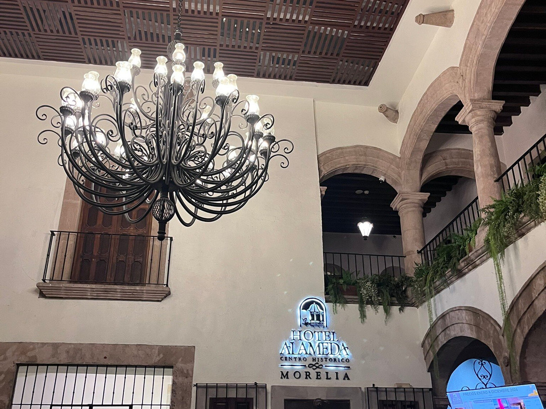 Alameda Centro Historico Hotel主图