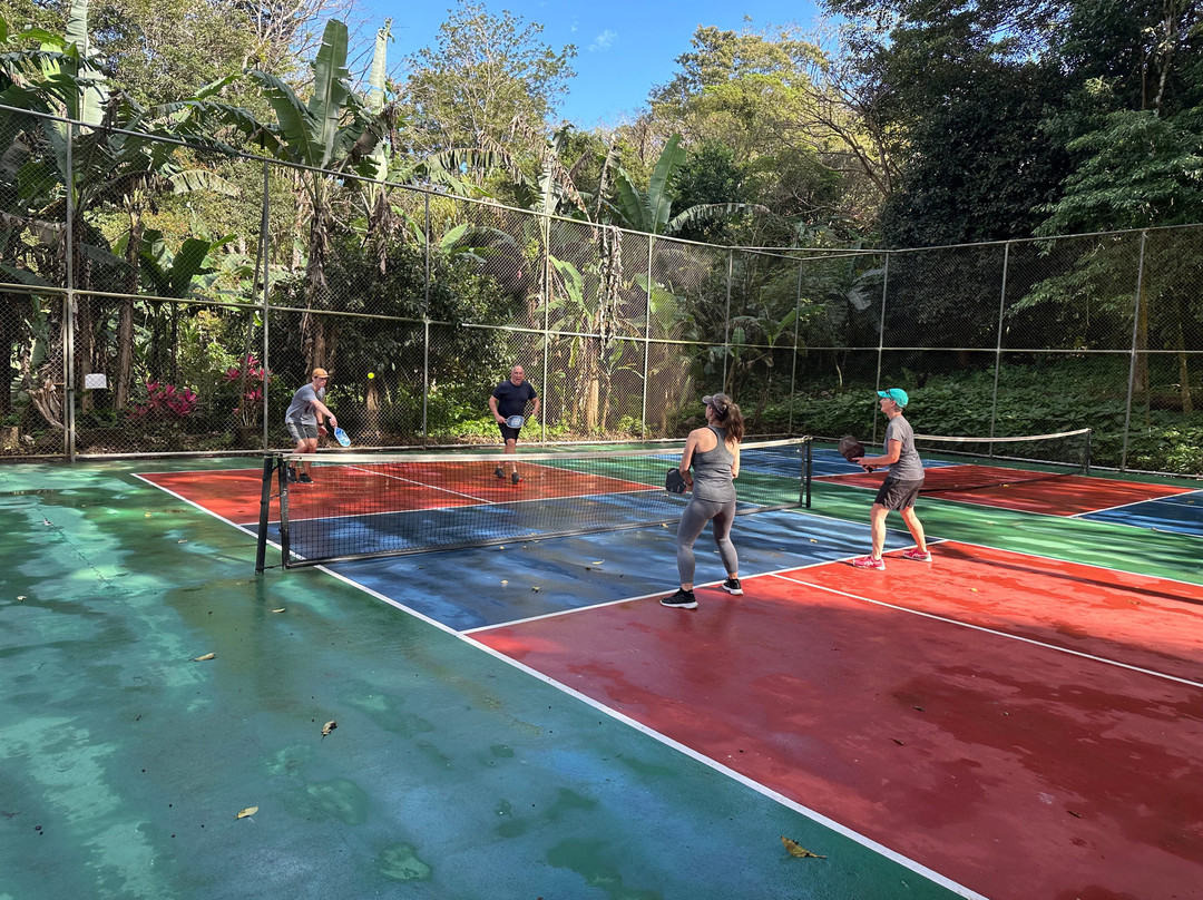 Lake Arenal Hotel & Brewery主图