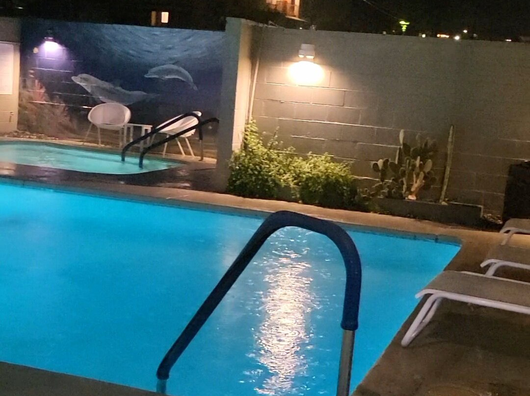 Desert Hot Springs Inn主图