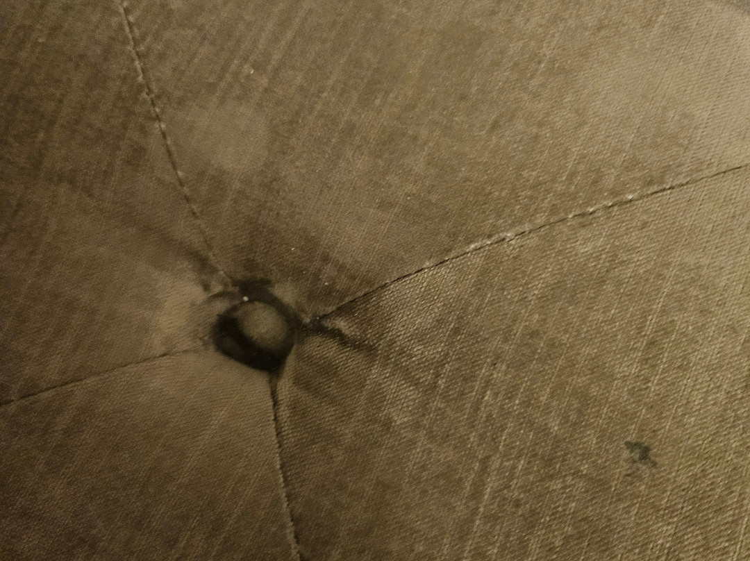 The Eagles Hotel主图