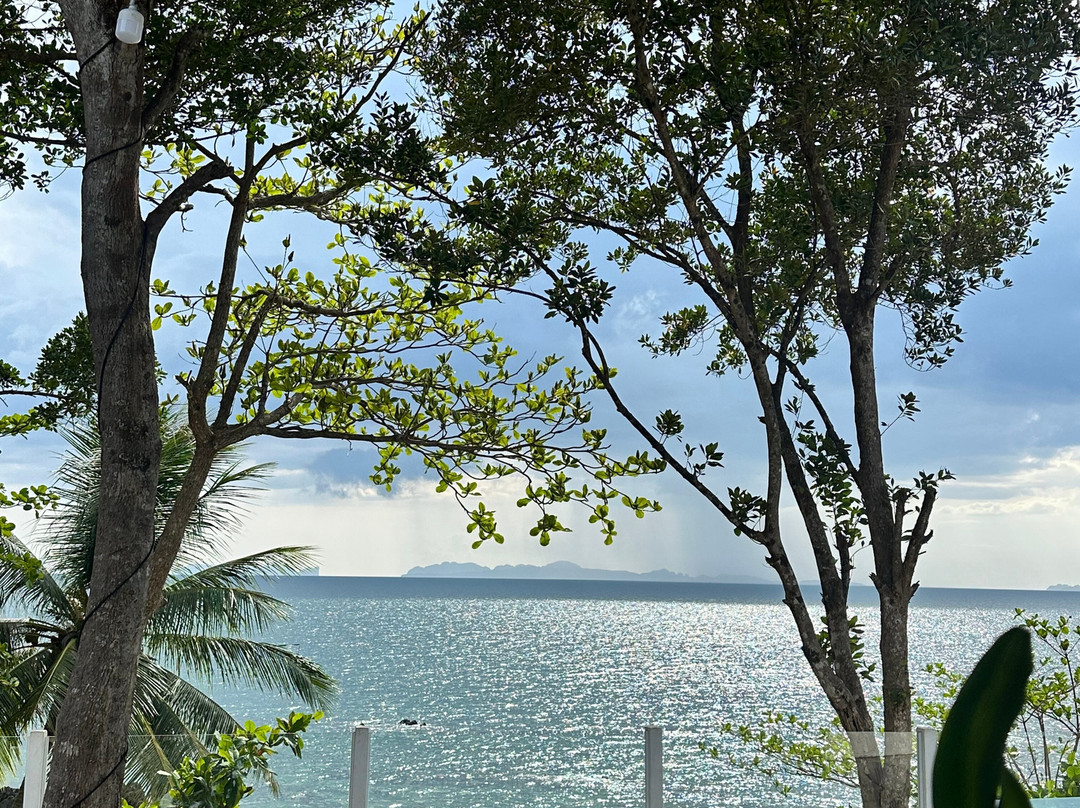 Horizon Beach Resort Koh Jum主图