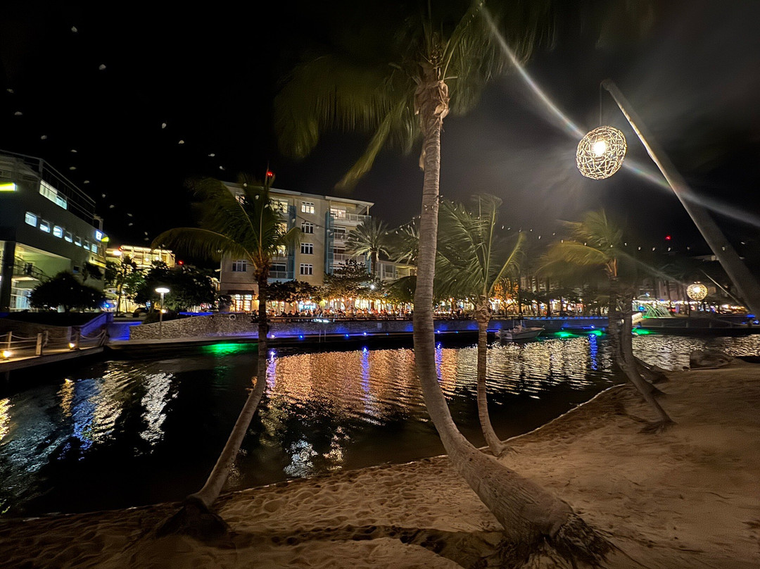 Camana Bay-大开曼岛必去景点