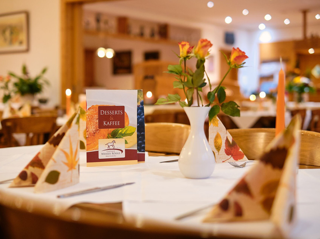 Inn Zum Weissen Roessle