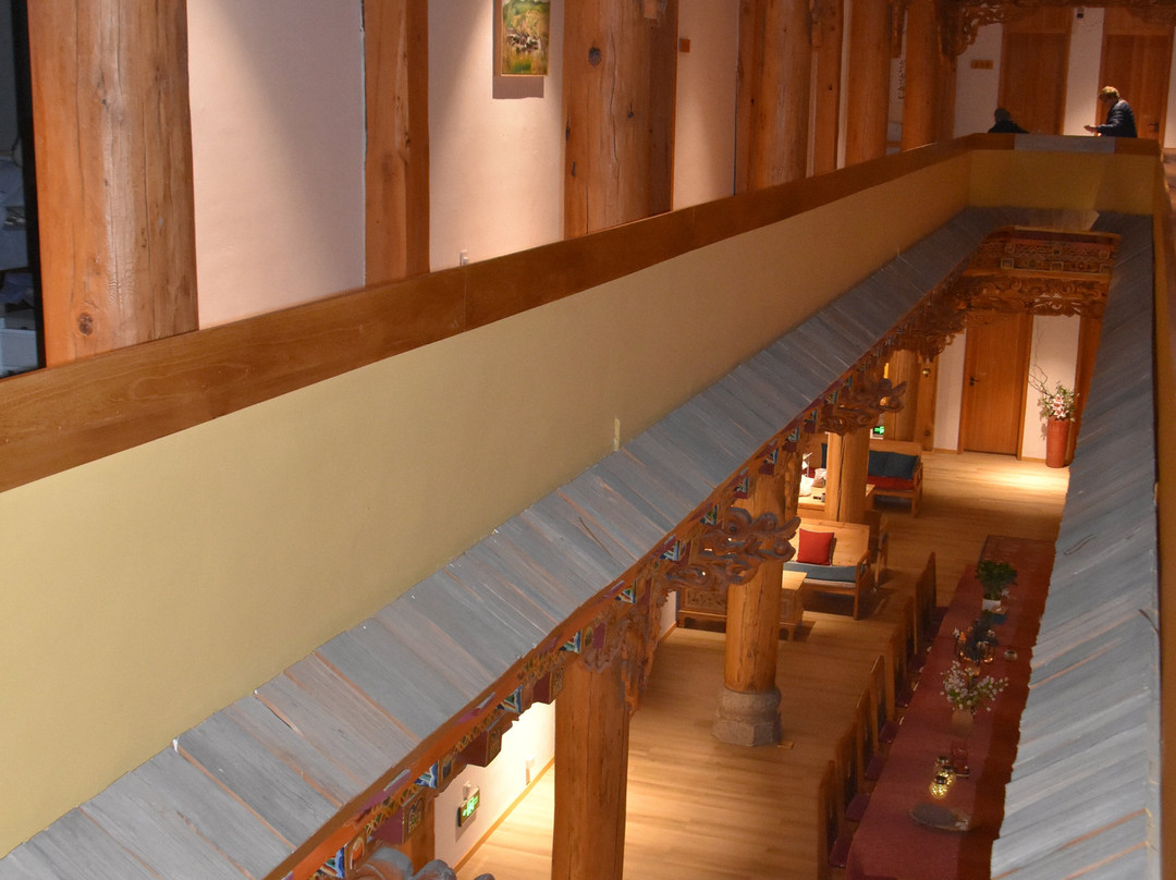 Khimstang Hotel, Shangri-la