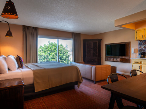 阿纳海姆胡椒树精品厨房公寓酒店主图