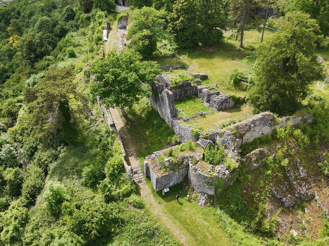 Les Ruines Medievales de Poilvache-Houx必去景点