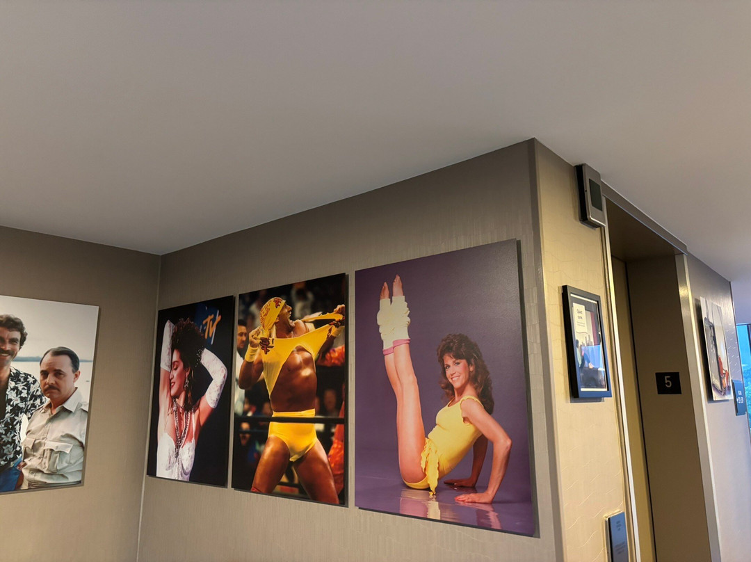 波士顿纳蒂克皇冠假日酒店主图