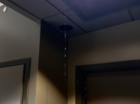 卡尔约翰酒店主图