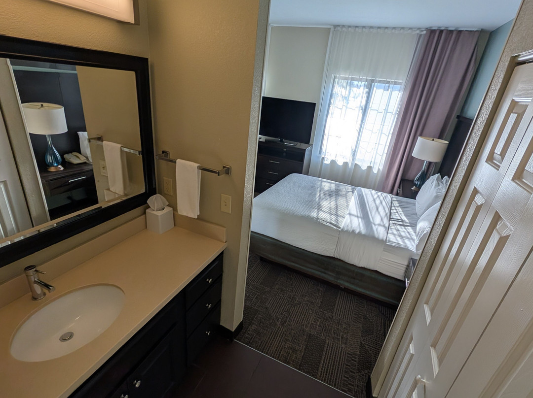 Staybridge Suites Cincinnati North by IHG主图