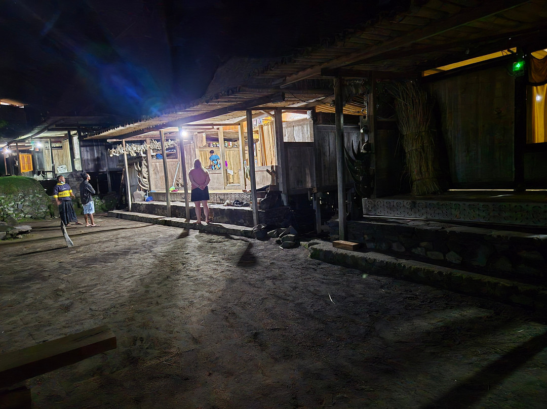 Flores Explore Tours-Maumere必去景点