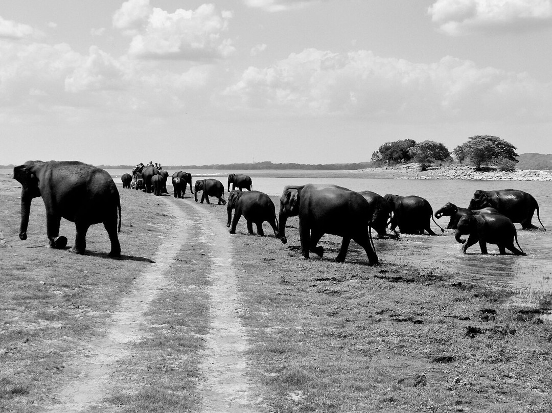 班咖拉瓦酒店主图