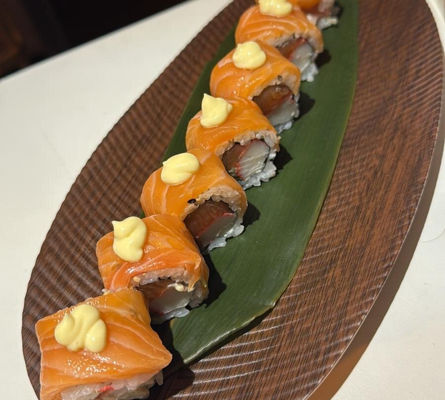 Azuma Sushi & Cocktail