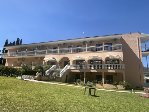 普利马维拉酒店主图