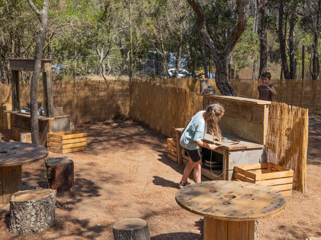 Enfants Sauvages Porto-vecchio