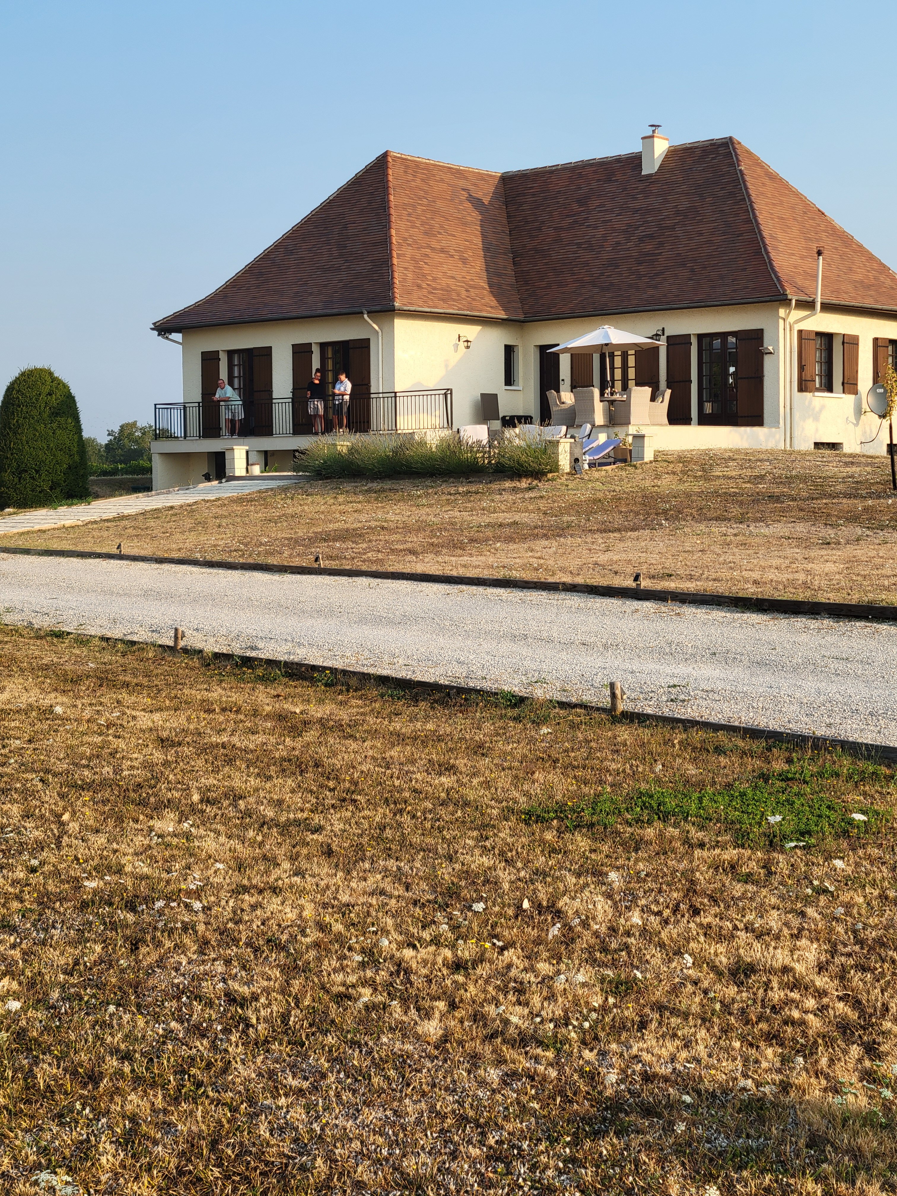 Les Grands Bois-官方