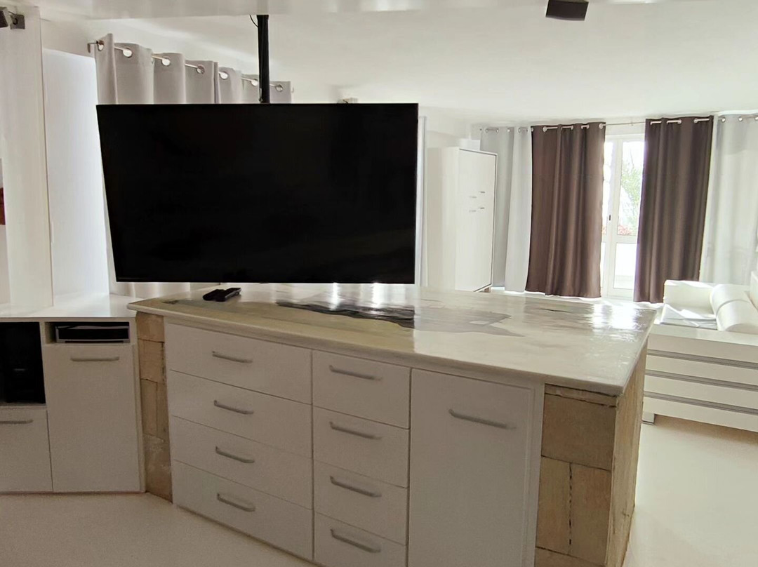 Hotel Big Game Maio主图