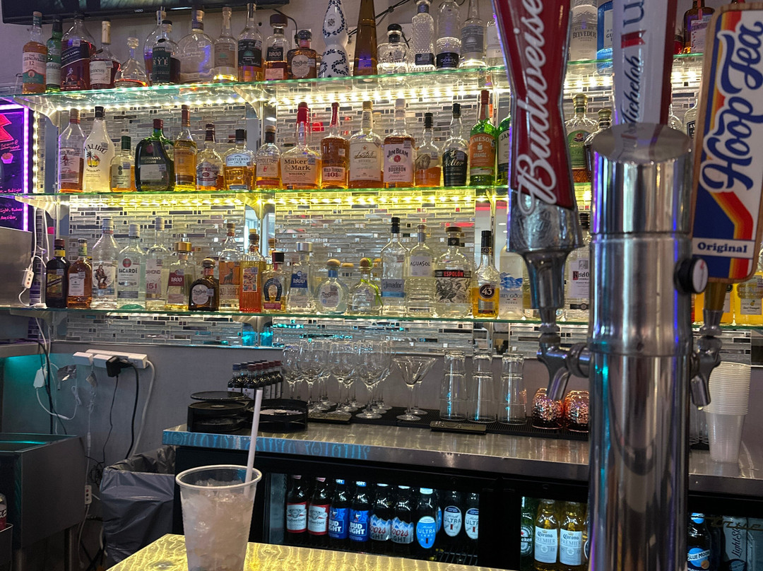 La Quinta Inn & Suites by Wyndham McAllen Convention Center主图