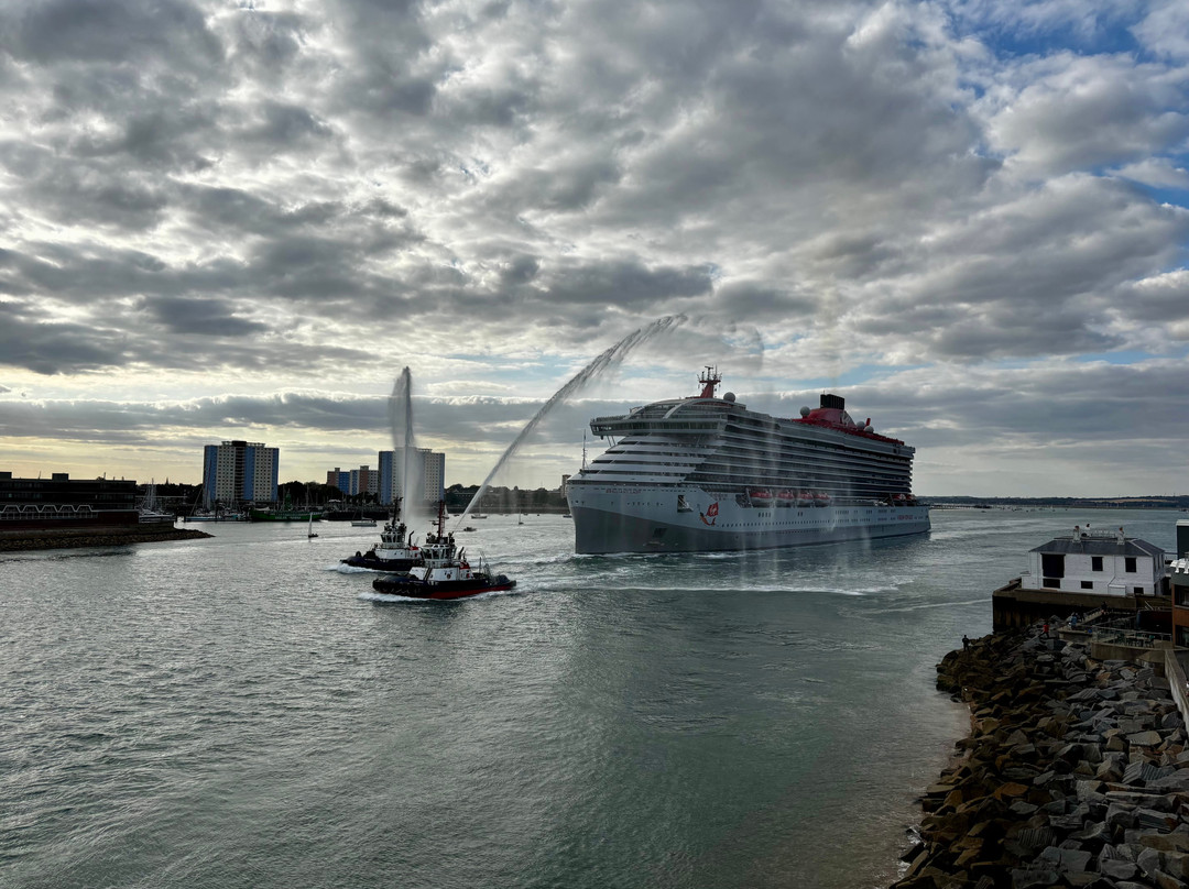 The Round Tower-普兹茅斯必去景点