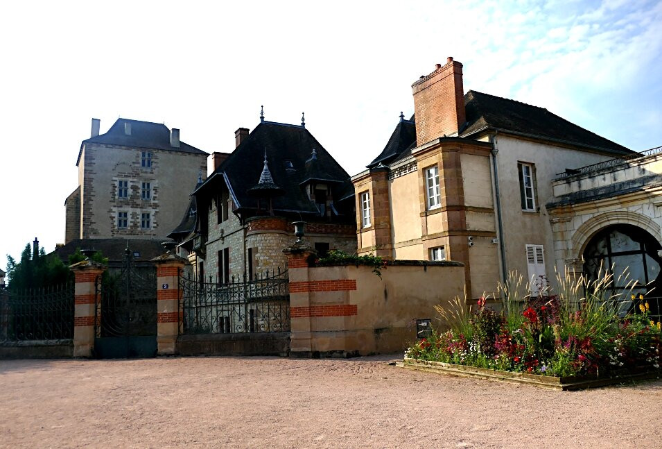 Maison Mantin-穆兰必去景点