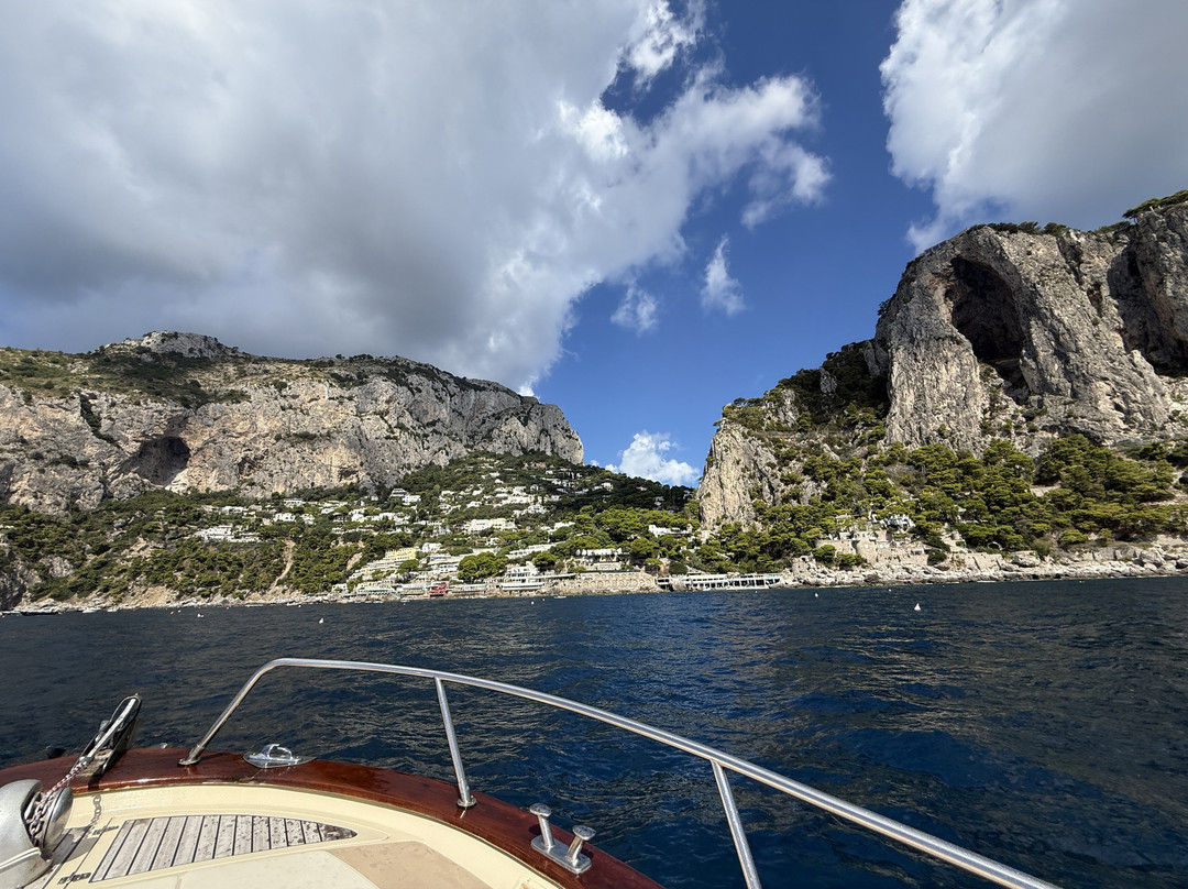 Sea Breeze Charter-索伦托必去景点