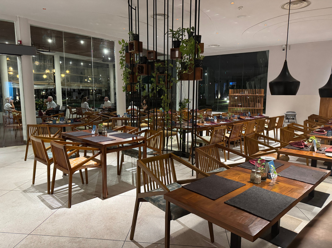 Sippi Cafe By Occidental Eden Beruwala