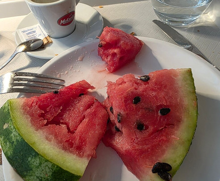 丽晶特酒店主图