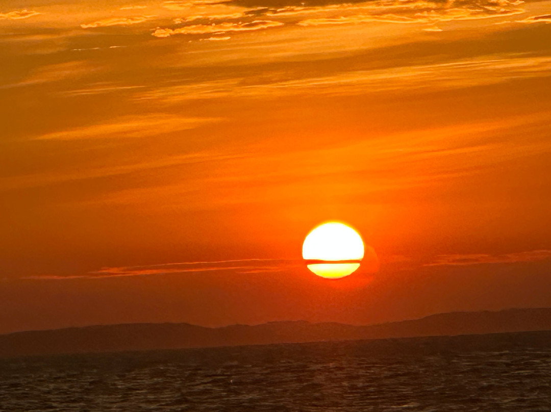 Sunset Sailing By PYCS-Mabini必去景点