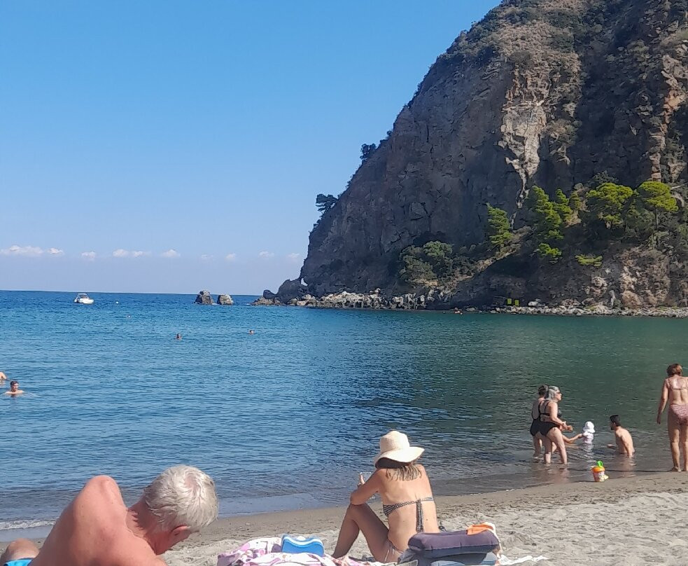 Baia di San Montano-Lacco Ameno必去景点