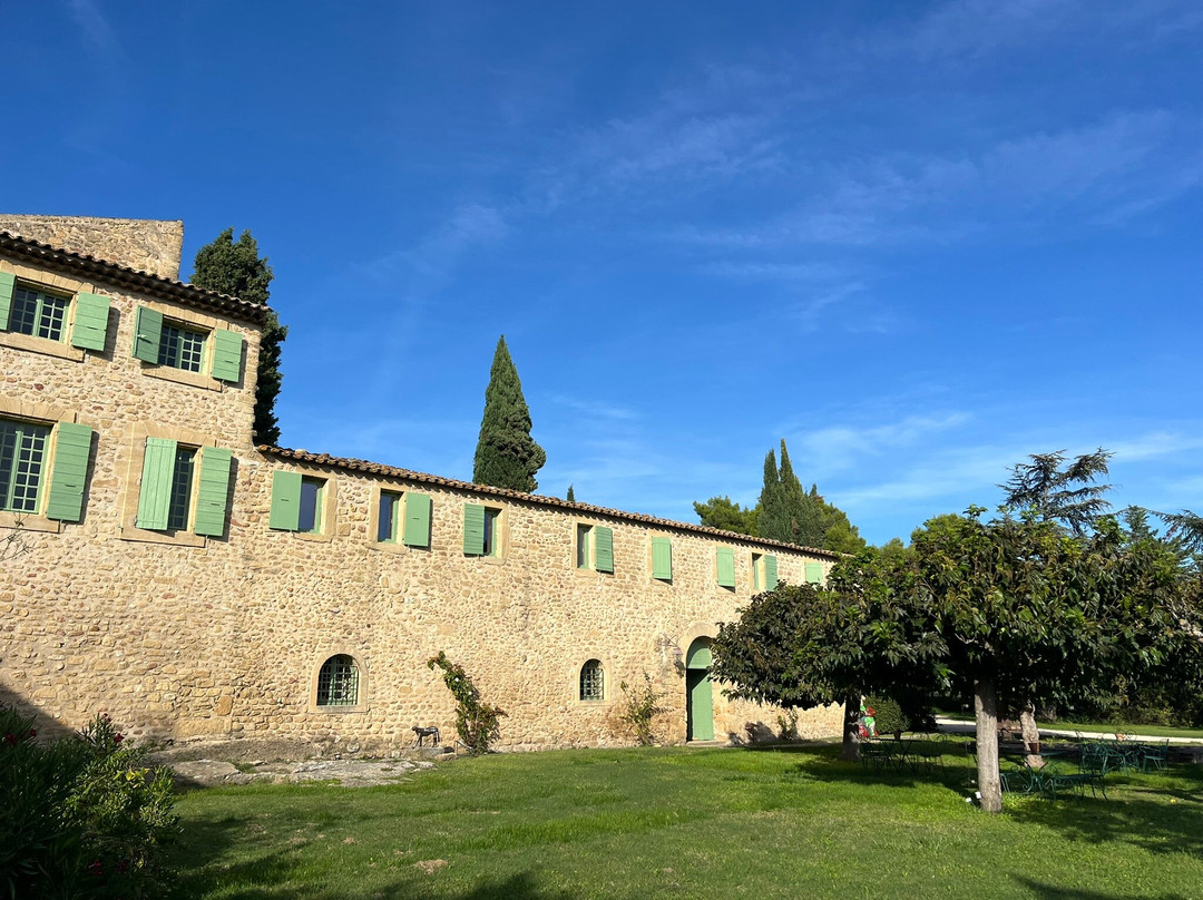 Chateau Saint-Pierre De Mejans-Puyvert必去景点