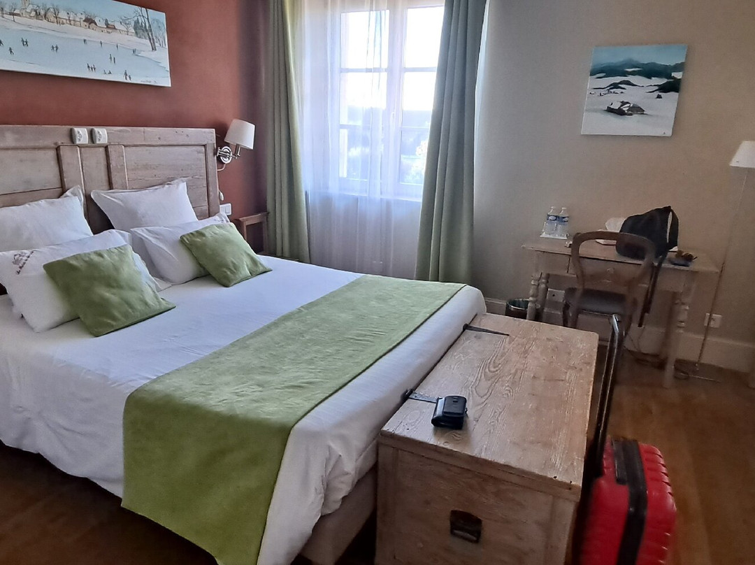 Le Relais des Deux Tours主图