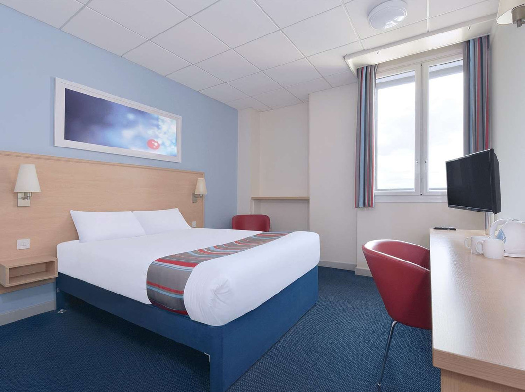Travelodge Kinross M90 Hotel主图